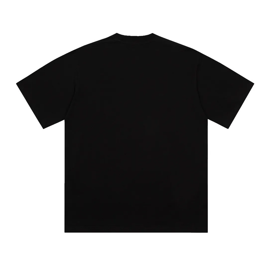 W676#P110💰 [Stone lsland/Stone Island summer new style short-sleeved T-shirt with missing distressed print] ⚠️[Original creation with high control of details] - Made of 260g combed cotton 32-count double yarn, soft and comfortable to the touch, sweat-absorbent and breathable. - Simple, basic and versatile style, original quality, the first choice for couples. - Made in a large factory, four needles and five threads on the shoulder, neatly arranged, high quality workmanship. - Same style for men and women. Very versatile, one piece for everyone, details are clearly visible. Color: Black White Size: M L